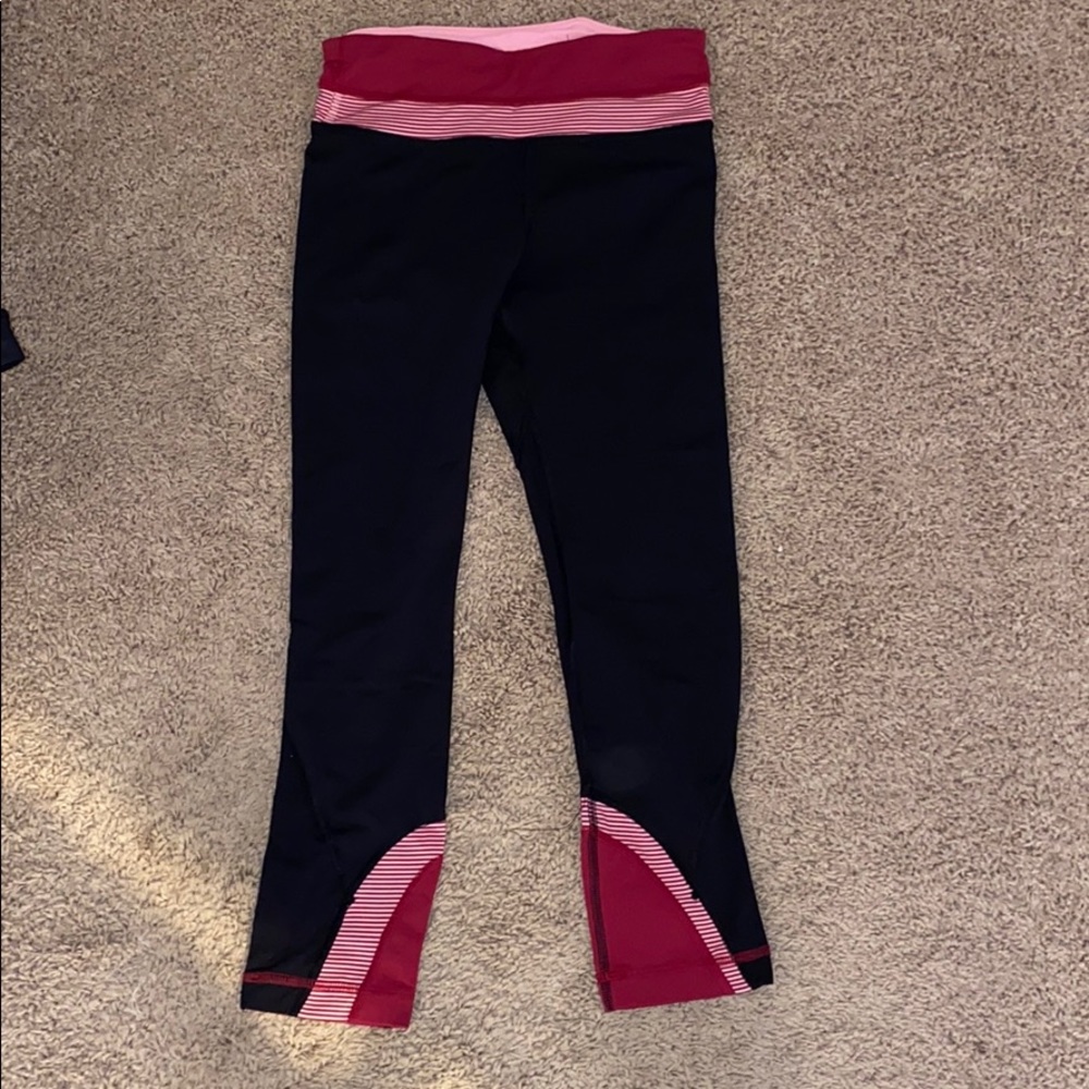 Lululemon Sea Wheeze Run Crop size 2